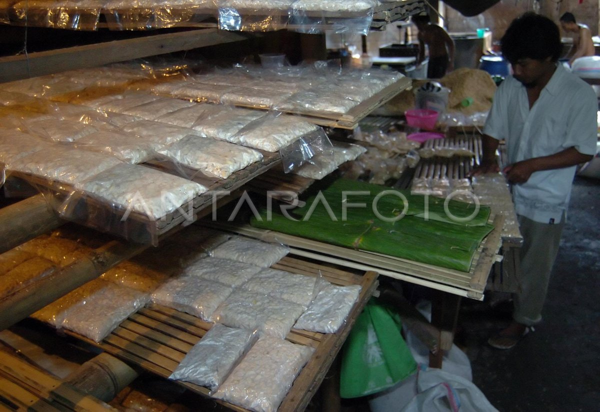 Mall Baru vs Tradisi Parcel Lebaran: Siapa yang Akan Menang di Cilacap?